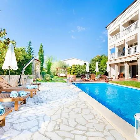 Apartament Sinisa *
