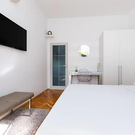 Sinisa Apartment Malinska