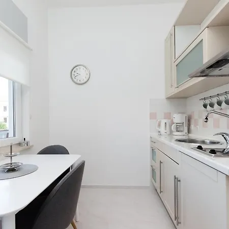 Sinisa Apartment *