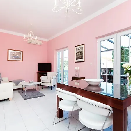 Apartment Sinisa