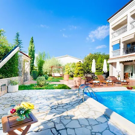 Apartment Sinisa