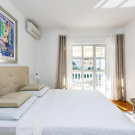 Sinisa Apartment