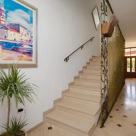 Sinisa Apartment