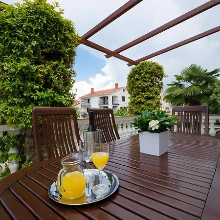 Apartment Sinisa