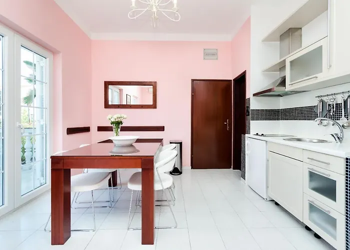 Sinisa Apartment Malinska