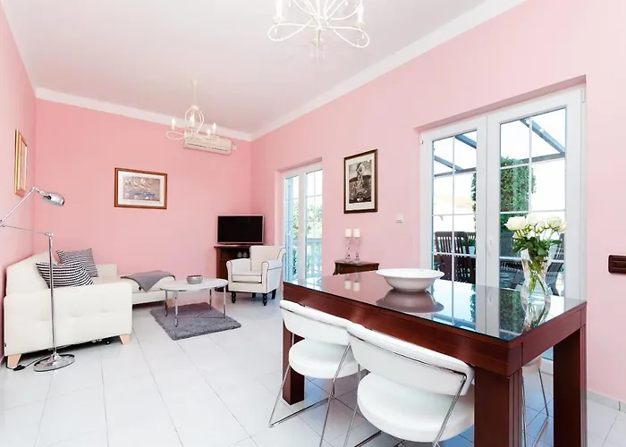 Apartment Sinisa