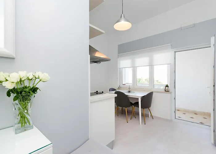 Sinisa Apartment *