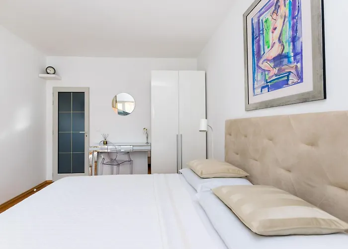 Sinisa *
